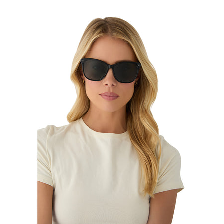 Yellowstone x DIFF Sunglasses - Beth Dutton III