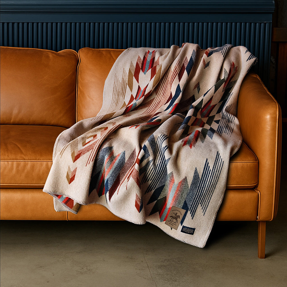 Yellowstone x Pendleton Exclusive Wool Blanket