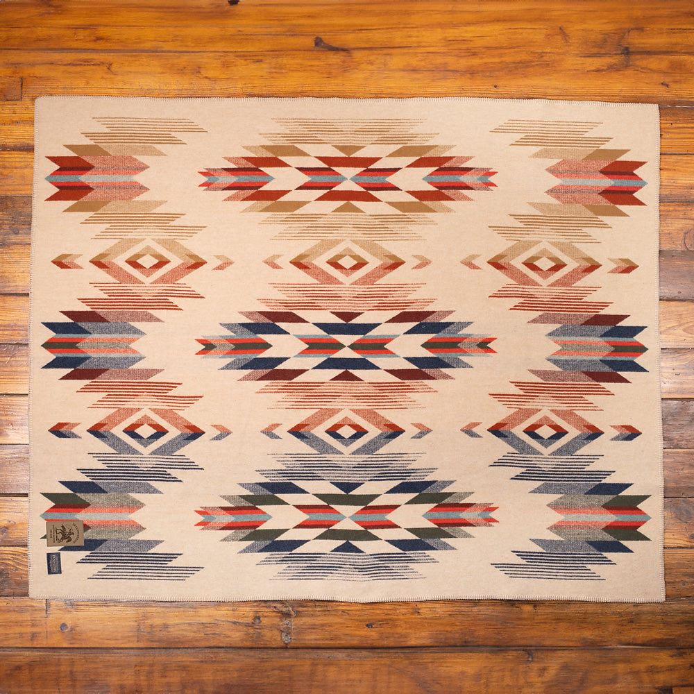 Yellowstone x Pendleton Exclusive Wool Blanket
