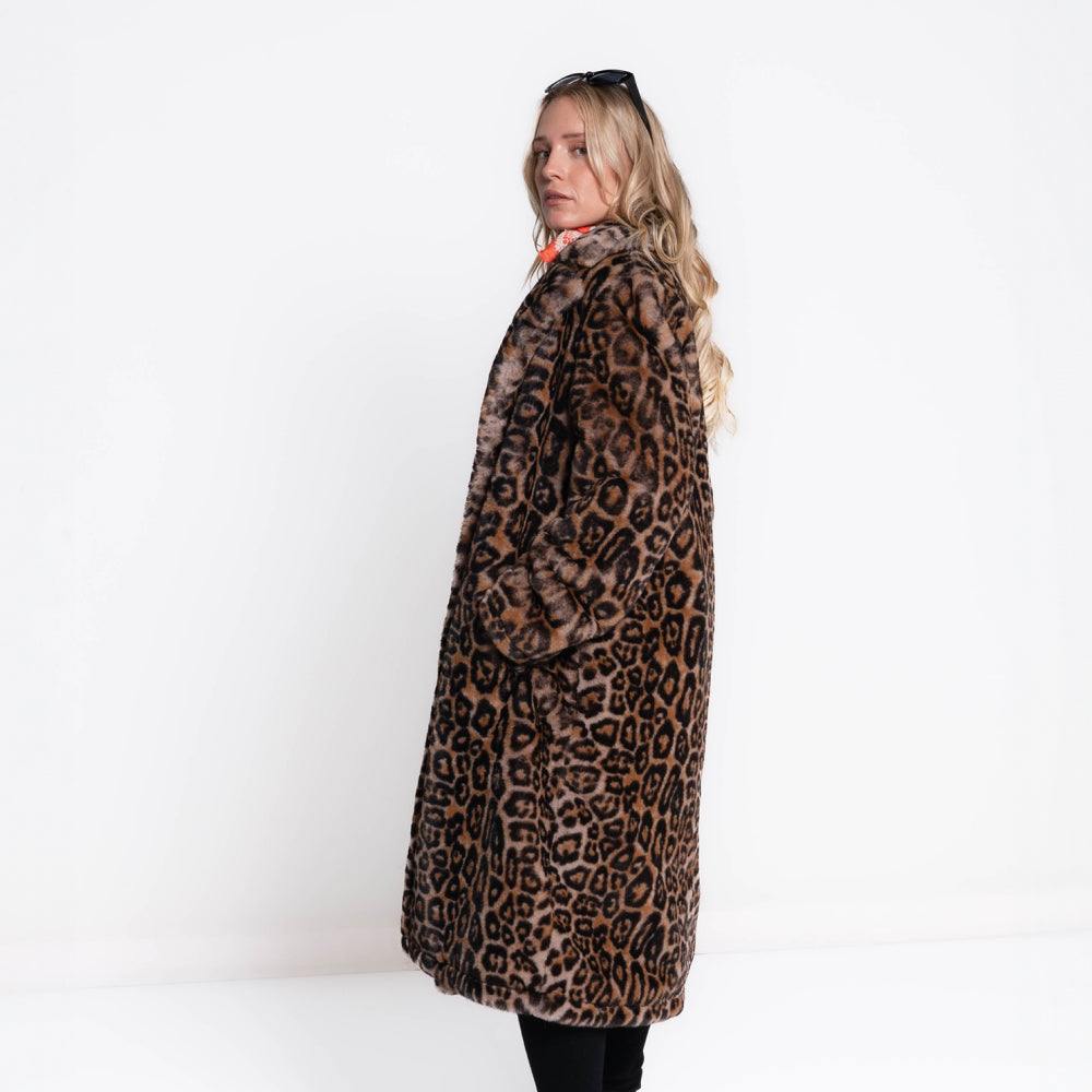 Yellowstone Beth Dutton Leopard Coat